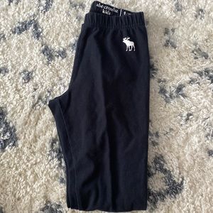ABERCROMBIE KIDS Girl’s Black Leggings!!